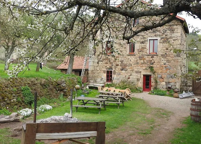 ベッド・アンド・ブレックファスト Le Marconnes *